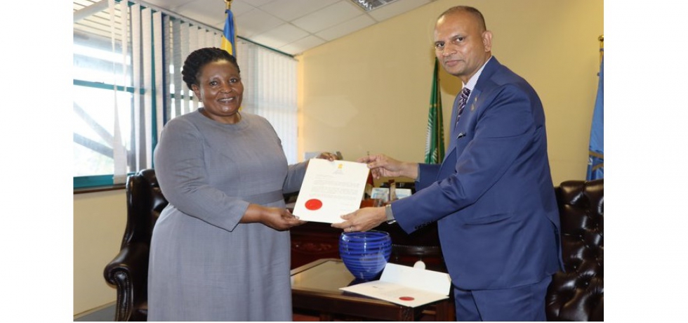H.E Thulisile Dladla received a courtesy call from the High Commissioner-designate of the Republic of India to Eswatini H.E Mr. N Ram Prasad. 